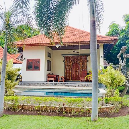 Di Abian Villas Amed Екстериор снимка
