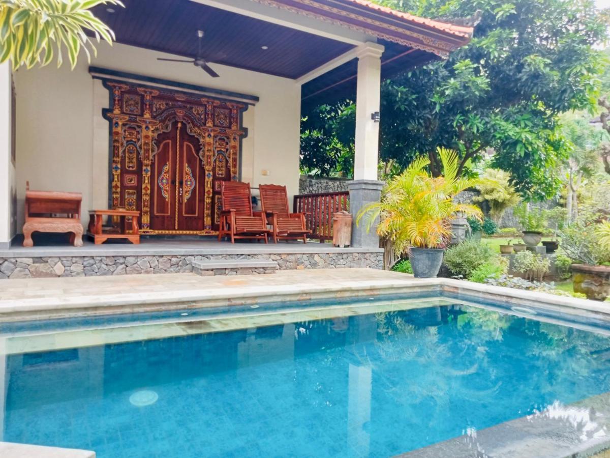 Di Abian Villas Amed Екстериор снимка